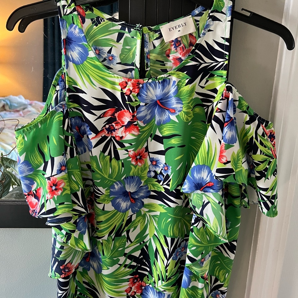 NWOT Never Worn Everly Brand Tropical Dress
